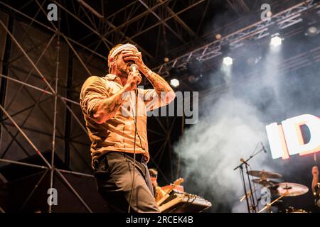 13. Juli 2023, Bellaria, Emilia Roamagna, Italien: Idles live in Bellaria Igea Marina (Kreditbild: © Carlo Vergani/Pacific Press via ZUMA Press Wire) NUR REDAKTIONELLE VERWENDUNG! Nicht für den kommerziellen GEBRAUCH! Stockfoto