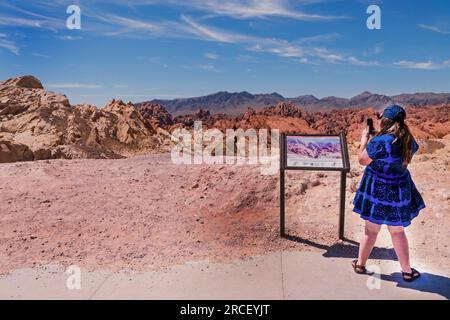 Tourist im Valley of Fire, Nevada, USA Stockfoto