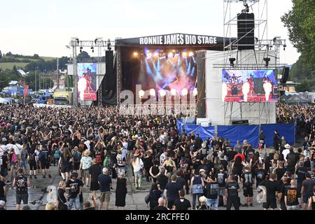 Vizovice, Tschechische Republik. 14. Juli 2023. Besucher am zweiten Tag des internationalen Metallfestivals Masters of Rock in Vizovice, Tschechische Republik, 14. Juli 2023. Kredit: Dalibor Gluck/CTK Photo/Alamy Live News Stockfoto