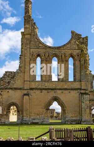 Wunderschönes Foto von Ruinen einer Abtei in Yorkshire Stockfoto