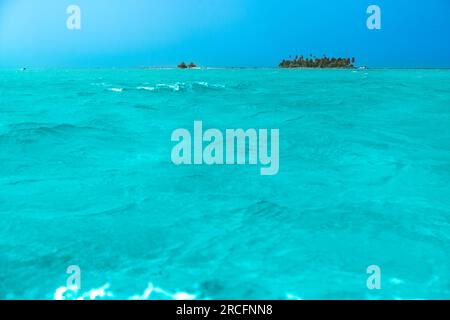 Ein kleiner Schlüssel auf der Insel San Andres am Meer der sieben Farben, Kolumbien Stockfoto