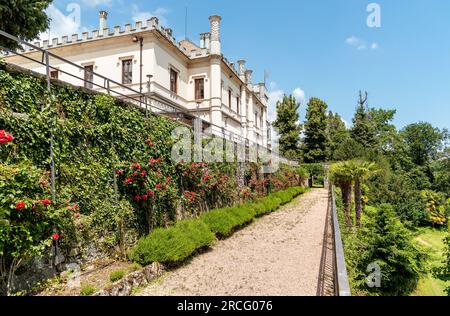 Castello dal Pozzo, historisches Resort am Lago Maggiore, im Dorf Oleggio Castello, Verbania, Italien Stockfoto