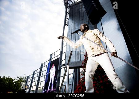 Aarhus, Dänemark. 14. Juli 2023. Der englische Sänger und Songwriter Seal führt ein Live-Konzert im Tivoli Friheden in Aarhus auf. (Foto: Gonzales Photo/Alamy Live News Stockfoto