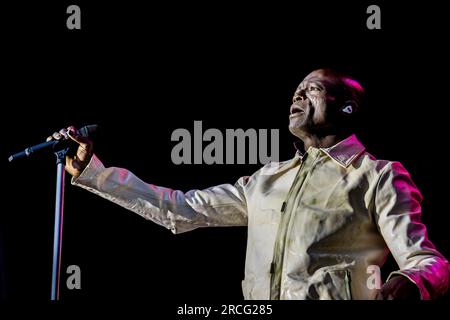 Aarhus, Dänemark. 14. Juli 2023. Der englische Sänger und Songwriter Seal führt ein Live-Konzert im Tivoli Friheden in Aarhus auf. (Foto: Gonzales Photo/Alamy Live News Stockfoto