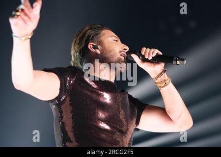 Der spanische Sänger Manuel Carrasco Performance während des Konzerts von Heart and Arrow Tour im Wizcentr in Madrid. 14. Juli 2023 Spanien Stockfoto