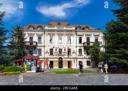 Varoshaza (Rathaus) 1857 in romantischem Stil erbaut, Burgviertel, Veszprem, Ungarn Stockfoto