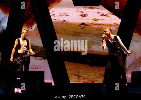 Mailand, Italien. 14. Juli 2023. Depeche Mode tritt am 14 2023. Juli live im Stadion San Siro in Mailand auf (Foto: Mairo Cinquetti/NurPhoto). Kredit: NurPhoto SRL/Alamy Live News Stockfoto