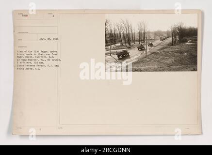 Bild 111-SC-5829 zeigt einen Lkw-Zug, bestehend aus 60 Lkw, 3 Offizieren und 104 Männern der 23. Ingenieure. Der Zug fährt am 26. Februar 1918 vom Engineer Depot in New York entlang einer Straße nach Camp Belvoir, Virginia. Das Foto wurde zwischen Newark, New Jersey, und South Amboy, New Jersey, aufgenommen. Stockfoto