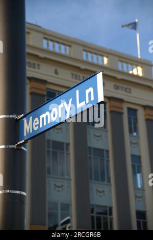 Ein Straßenschild für die Memory Lane in Christchurch, Neuseeland Stockfoto