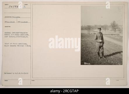 Eine Gruppe von Offizieren, die an der Central Officers' Training School for Field Artillery in Camp Taylor, Louisville, KY, ausgebildet werden. Einer der anwesenden Offiziere ist Major General William J. Snow, Chef der Feldartillerie. Foto aufgenommen am 11-5-18 von Pvt. Lubbe und freigegeben von M.I.B. am 11-23-18. Stockfoto