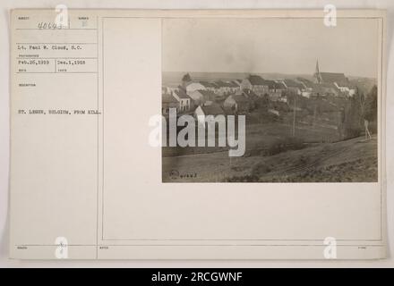 Das Foto zeigt Lieutenant Paul W. Cloud vom amerikanischen Militär im Ersten Weltkrieg. Das Bild wurde am 26. Februar 1919 in der Nähe von St. Leger, Belgien, von einem Hügel. Leutnant Cloud ist auf dem Bild zu sehen. Das Foto wurde von dem offiziellen Fotografen 80 aufgenommen, und es hat die Identifikationsnummer 40643. Stockfoto