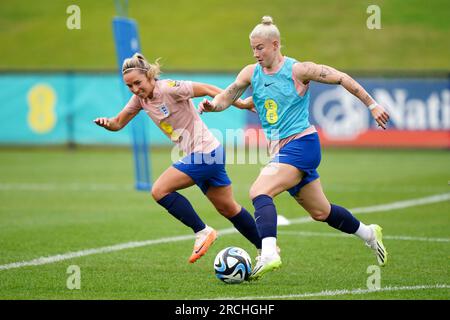 Englands Bethany England (rechts) und Jordan Nobbs während eines Trainings im Sunshine Coast Stadium, Queensland, Australien. Bilddatum: Samstag, 15. Juli 2023. Stockfoto