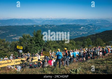 Frankreich. 14. Juli 2023. Foto von Alex Whitehead/SWpix.com - 14/07/2023 - Radfahren - 2023 Tour de France - Etappe 13: Châtillon-sur-Chalaronne nach Grand Colombier (137,8km) - Kredit: SWpix/Alamy Live News Stockfoto