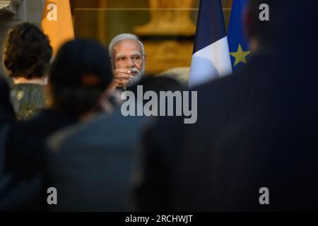 Paris, Frankreich. 14. Juli 2023. Indischer Premierminister Narendra Modi nimmt am 14. Juli 2023 an einem Abendessen zu Ehren des indischen Premierministers im Louvre Museum in Paris, Frankreich, Teil. Foto: Eric Tschaen/Pool/ABACAPRESS.COM Kredit: Abaca Press/Alamy Live News Stockfoto