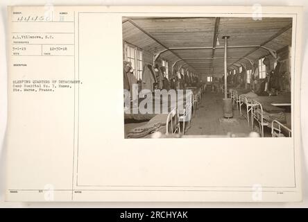Ein Soldat ruht in seinem Schlafquartier im Camp Hospital Nr. 7 in Humes, Ete, Marne, Frankreich. Bild aufgenommen von A.L. Villanova am 1. März 1919. Stockfoto