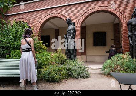 Musée Bourdelle Courtyard, ein Kunstmuseum im alten Studio des französischen Bildhauers Antoine Bourdelle. Paris, Frankreich Stockfoto