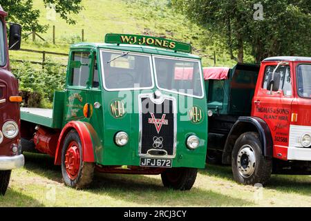 Ein vulkanischer LKW auf der Neath Steam and Vintage Show Neath und Port Talbot Wales Stockfoto