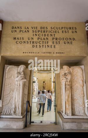 Die Stuckhalle, das Musée Bourdelle, ein Kunstmuseum im alten Atelier des französischen Bildhauers Antoine Bourdelle. Paris, Frankreich Stockfoto