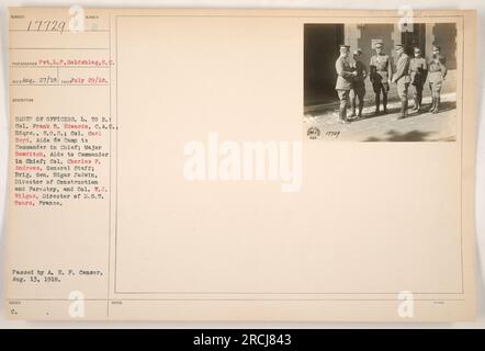 Offiziersgruppe, von links nach rechts: Oberst Frank B. Edwards, C.A.C., Hdqrs., 8,0.S.; Oberst Carl Boyd, Adjutant des Camps zum Oberbefehlshaber; Major Bawditch, Adjutant des Oberbefehlshabers; Oberst Charles F. Andrews, Generalstab; Brigadegeneral Generalleutnant Edgar Jadwin, Direktor für Bau und Forstwirtschaft; Oberst W.J. Wilgus, Direktor von D. G.T. Aufgenommen am 29. Juli 1918, von Pvt. L.P. Goldshlag, genehmigt von A.E.F. Zensor am 13. August 1918. Stockfoto