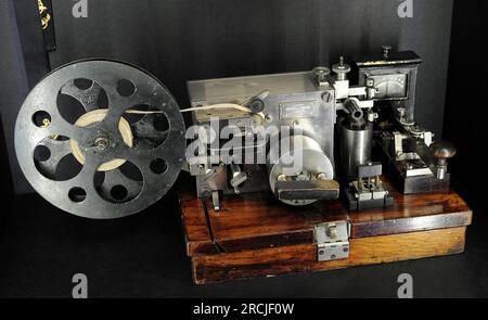 Erster Weltkrieg (1914-1918). Elektrischer Telegraf der russischen Marine. Lettisches Kriegsmuseum. Riga. Lettland. Stockfoto