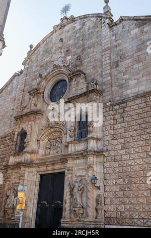 Die Església de Betlem, oder die Kirche von Bethlehem, ist eine barocke katholische Kirche direkt an Barcelonas berühmtem Las Ramblas, Spanien. Stockfoto