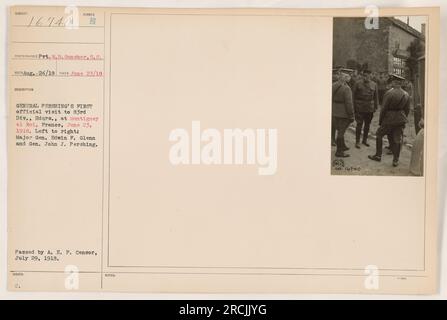 Gen. John J. Pershing und Generalmajor Edwin F. Glenn während Gen. Pershings offiziellem Besuch bei der 83. Div., Hdqrs., in Montigney el ROI, Frankreich, am 23. Juni 1918. Fotografiert von Pvt. W.B. Gunshor, das Bild wurde von der A.E.P. genehmigt Zensor am 29. Juli 1918. Oberst Sk 16740. Stockfoto