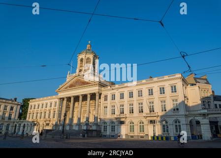 Kirche St. James on Coudenberg, eine neoklassizistische römisch-katholische Kirche am historischen Place Royale/Koningsplein im königlichen Viertel von Bru Stockfoto