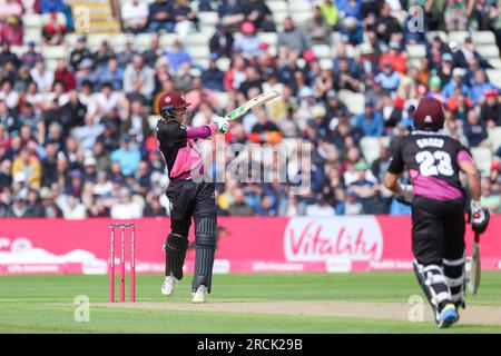 Birmingham, Großbritannien, am 15. Juli 2023 im Warwickshire County Cricket Club, Edgbaston. Auf dem Bild ist der Wicketkeeper von Somerset, Tom Banton, in Aktion während des Vitality Blast Semi Finales 2023 zwischen Somerset & Surrey Image ist nur für redaktionelle Zwecke gedacht - Kredit an Stu Leggett über Alamy Live News Stockfoto