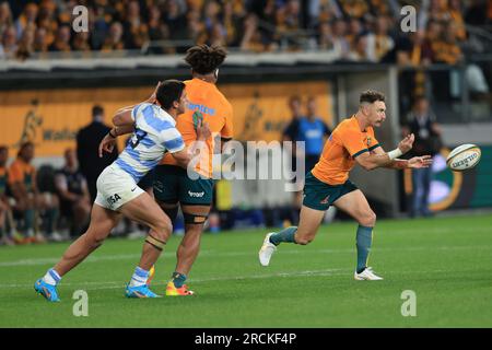 Sydney, Australien. 15. Juli 2023; CommBank Stadium , Sydney, Australien: Die eToro Rugby Championship Australien gegen Argentinien; Nic White of Australia gewinnt den Ball Credit: Action Plus Sports Images/Alamy Live News Stockfoto