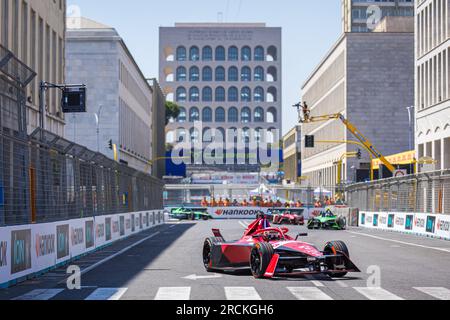 Rom, Italien. 15. Juli 2023. Rom, Italie. 15. Juli 2023. 27 DENNIS Jake (gbr), Avalanche Andretti Formula E, Spark-Porsche, Porsche 99X Electric, Action anlässlich des 2023. Hankook Rome ePrix, 10. Tagung der ABB FIA Formel E-Weltmeisterschaft 2022-23 auf dem Circuit Cittadino dell'EUR vom 14. Bis 16. Juli 2023 in Rom, Italien - Photo Bastien Roux/DPPI Credit: DPPI Media/Alamy Live News Kredit: DPPI Media/Alamy Live News Stockfoto
