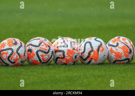 Walsall, Großbritannien. 15. Juli 2023. Der Premier League-Spielball während des Vorsaison-Freundschaftsspiels Walsall vs Aston Villa im Poundland Bescot Stadium, Walsall, Großbritannien, 15. Juli 2023 (Foto von Gareth Evans/News Images) in Walsall, Großbritannien, am 7./15. Juli 2023. (Foto: Gareth Evans/News Images/Sipa USA) Guthaben: SIPA USA/Alamy Live News Stockfoto