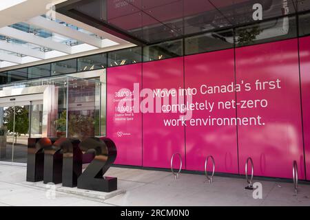 Main Alley Collaborative Campus netto-Zero Arbeitsumgebung neben dem Mount Pleasant Industrial Area in Vancouver, BC, Kanada Stockfoto