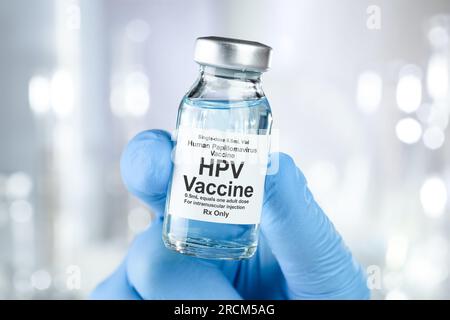 Kleine Droge Durchstechflasche mit HPV-Impfstoff Stockfoto