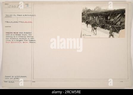 Dugouts im ehemaligen deutschen Hauptquartier werden heute als Ankleidestation, Telefonvermittlung und Brigade Post Command in der Nähe von Epinonville, Mause, Frankreich, verwendet. Foto aufgenommen am 15. November 1918, von Sgt. 1. Cl. Frank A. Wallock. Bild von A.E.F. Censor übergeben. Bildunterschrift von W.P.C. (Kriegsfotokomitee). Stockfoto