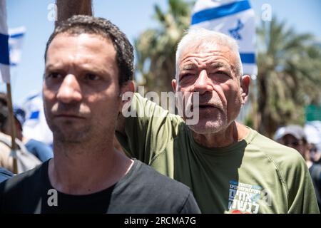 Israel. 11. Juli 2023. Israelische Demonstranten während einer Demonstration gegen die Justizreform. Tel Aviv, Israel. Juli 11. 2023. (Matan Golan/Sipa USA). Kredit: SIPA USA/Alamy Live News Stockfoto