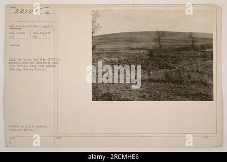 Soldaten der 79. Division stehen auf Hügel 328, wo sie stoppten, als der Waffenstillstand in Kraft trat. Dieses Foto wurde am 2. Januar 1919 von Sergeant Morris Fineberg aufgenommen. Der Hügel befindet sich jenseits von Gibercy, Meuse, Frankreich. Dieses Bild wurde vom A.E.P.-Zensor übergeben, aber das genaue Datum ist unbekannt. Stockfoto