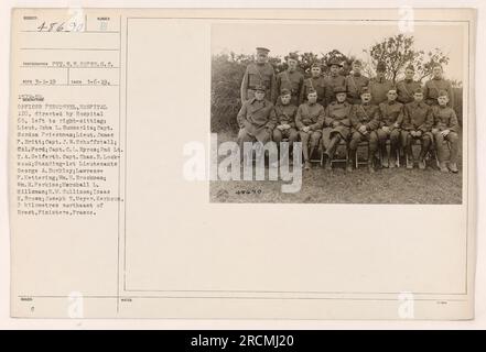 Offiziere aus Krankenhaus 120, Regie von Krankenhaus 65, posieren für ein Foto in Kerhoun, Frankreich während des Ersten Weltkriegs. Abbildung von links nach rechts: Lieut. John L. Summerlin, Kapitän Gordon Priestman, Lieut. James P. Britt, Hauptmann J.W. Schoffstall, Oberst Ford, Kapitän C.L. Byron, 2. LT. T.A. Seiferth. Hauptmann Chas. R. Lockwood; Stand: 1. Lieutenants George A. Buckley; Lawrence F. Kettering; WM. H. Brockman; WM. H. Perkins; Marshall L. Hillsman; R.M. Cullison; Isaac H. Brown; Joseph T. Meyer. Foto aufgenommen am 6. Januar 1919 von Pvt. W. W. Soper. Stockfoto