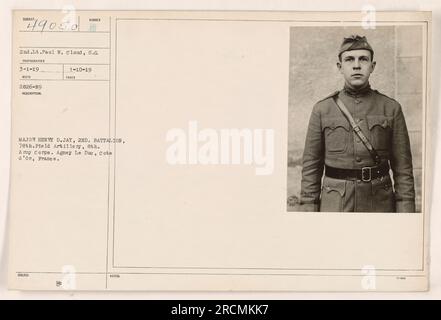 Major Henry D. Jay vom 2. Bataillon, 78. Feldartillerie, 8. Armeekorps, ist auf diesem Foto von 2. LT. Paul W. Cloud, S.C. zu sehen Das Foto wurde am 1. März 1919 in Aigney le Duc, Cote d'Or, Frankreich aufgenommen. Das Foto trägt die Nummer H und wurde am 10. Januar 1919 herausgegeben. Es gibt 150 weitere Kopien dieses Fotos. Stockfoto