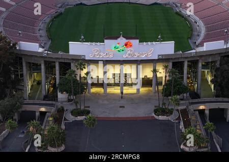 Eine allgemeine Gesamtansicht der Rose Bowl-Fassade, Freitag, 14. Juli 2023, in Pasadena, Kalif. Stockfoto