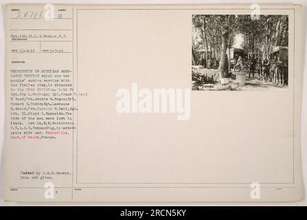 Krankenwagen der University of Michigan, Teil der 80. Division, hier auf einem Foto, aufgenommen am 7. September 1918. Anwesend sind Sergeant Roy L. Munkast, CPL. Frank Reed M. Reed, Pvt. Archie M. Bogue, CPL. Howard D. Tubbs, Sgt. Lawrence M. Gould, Pvt. Raymond M. Dell und Sgt. 1. Cl. Floyd 0. Reynolds. Die Männer, die in Italien verloren gehen, sind nicht im Bild. Ebenfalls anwesend ist 1. LT. W. H. Woolverton, U.S.A. A.S., Kommandant, in einem Motorrad-Beiwagen gesehen. Der Standort ist Stainville, Departement Mause, Frankreich. Das Foto wurde von A.E.F. übergeben Zensor, aber es ist kein Datum für die Veröffentlichung angegeben. Stockfoto