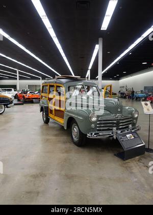 Manhattan, Kansas - 14. Juli 2023: Midwest Dream Car Kollektion - Custom, Classic, Muscle, Super Cars Stockfoto