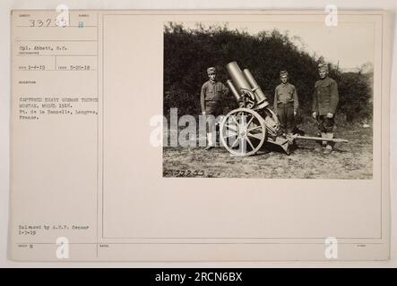 CPL. Abbott fotografierte einen entführten deutschen Grabenmörtel, Modell 1916, in Ft. De la Bonnelle in Langres, Frankreich. Das Foto wurde am 20. Mai 1918 aufgenommen und mit der Nummer B ausgestellt. Es wurde von der A.E.F. veröffentlicht Zensor am 7. Januar 1919. Stockfoto