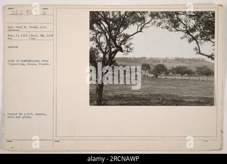 Sergeant Paul W. Cloud hat dieses Foto von Hattonchâtel aus Vigneulles, Maas, Frankreich, aufgenommen. Das Datum des Bildes ist unsicher, da es den A.E.F.-Zensor passiert hat. Stockfoto