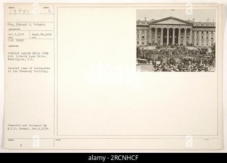 Soldaten der ausländischen Legion, die an der Eröffnung des Liberty Loan Drive 4. in Washington, D.C. teilnahmen Eine allgemeine Übersicht über die Zeremonien, die im Finanzministerium stattfinden. Das Foto wurde am 1. Oktober 1918 von Pvt. Vincent J. Palumbo aufgenommen und vom M.I.D. zensiert und freigegeben Zensor am 2. Oktober 1918. Stockfoto