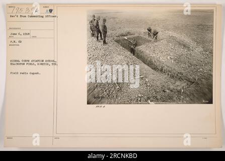 Eine Funkstation an der Flugschule des Signal Corps in Ellington Field, Houston, Texas. Dieses Foto wurde am 6. Juni 1918 aufgenommen. Stockfoto