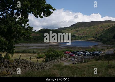 Walkers Autos parken am Kopf des Haweswater Reservoir, Cumbria Stockfoto