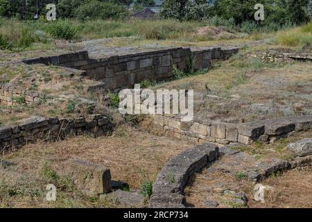 Besuch der Akkerman Festung in Bilhorod-Dnistrovskyi, Ukraine. Die Festung ist das Denkmal des 13. Bis 14. Jahrhunderts. Stockfoto