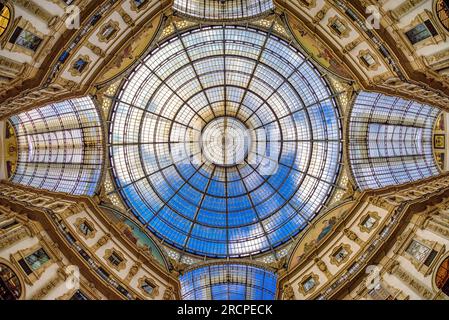 Mailand, Italien - 13. April 2018: Im Einkaufszentrum Galleria Vittorio Emanueke II Stockfoto