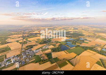 Reportage photos en montgolfière au-dessus de Pommard avec France Montgolfières. Fotobericht in einem Heißluftballon über Pommard mit Frankreich Montgolfi Stockfoto