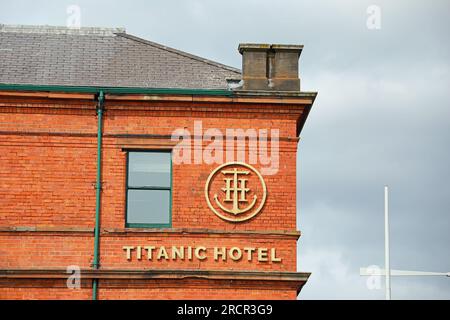 Titanic Hotel im ehemaligen Hauptsitz von Harland & Wolff in Belfast Stockfoto